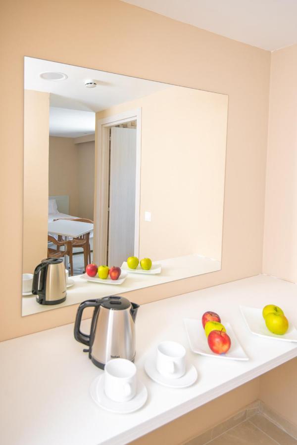 Marisa Napa Suites Айя-Напа Экстерьер фото